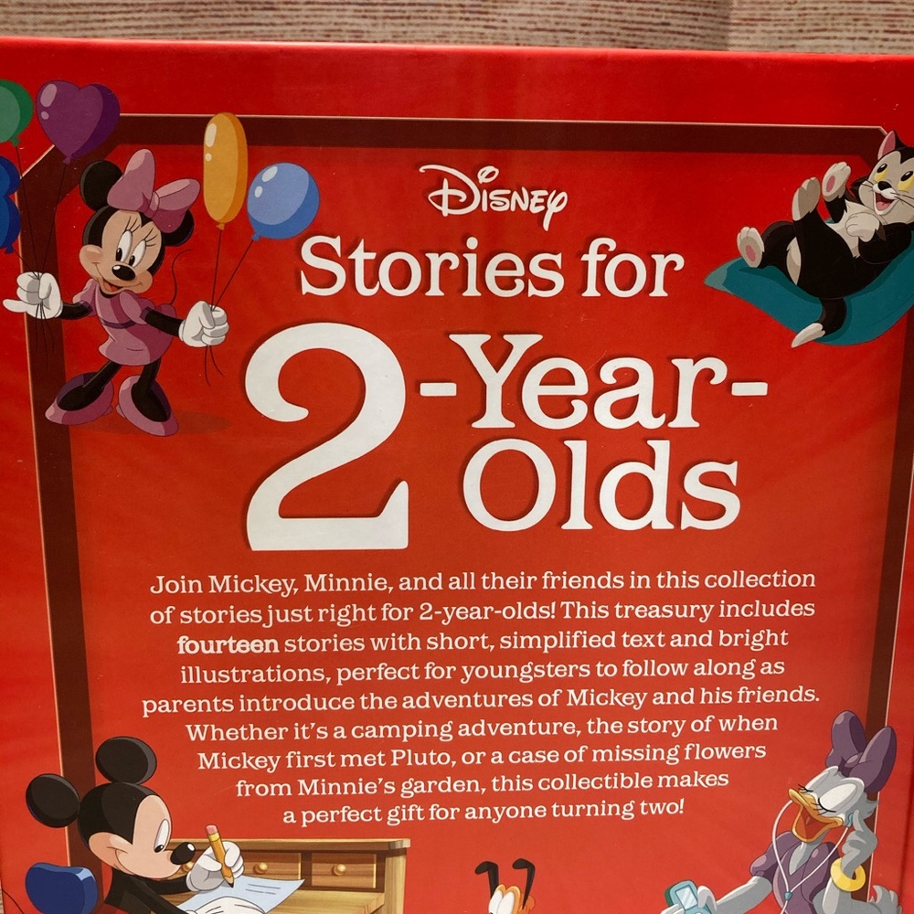 Disney book set - Picture 3 of 5
